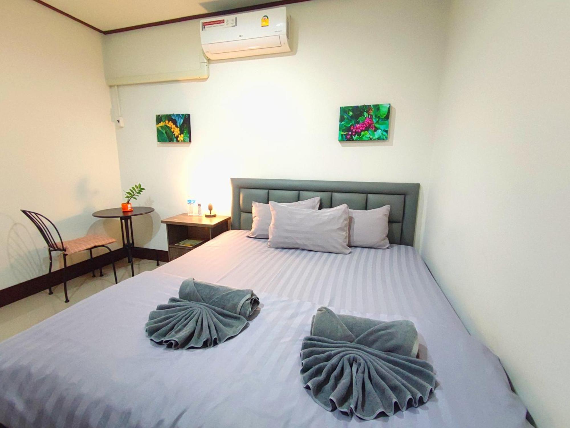 เกสต์เฮาส์ชูบีมา Guesthouse Chubeema Coffee & Tea Ban Mai Ngae Quarto foto